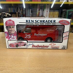 Brookfield Collectors Guild 1996 Chevrolet Van Ken Schrader Budweiser 1/25